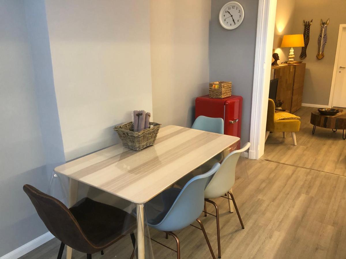 Claire Et Liege, Toute Une Histoire... Appartement Buitenkant foto
